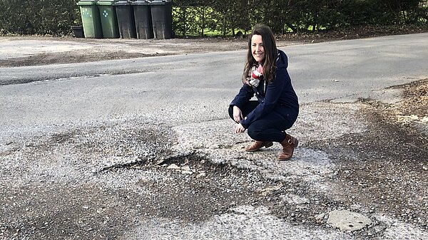 Anne with potholes